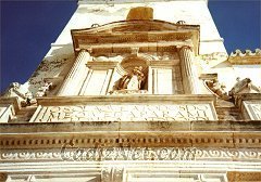 Cadiz:Detalle de la Torre-fachada.