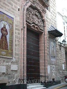 Cadiz:Portada de la Iglesia de San Lorenzo